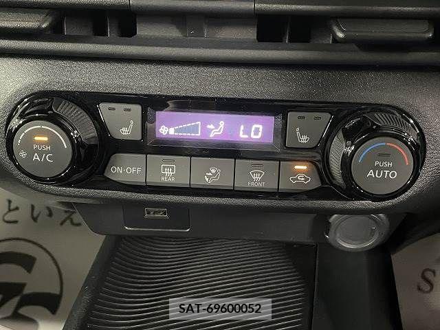 Nissan NOTE 2022-03 208448-11