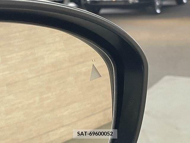 Nissan NOTE 2022-03 208448-5