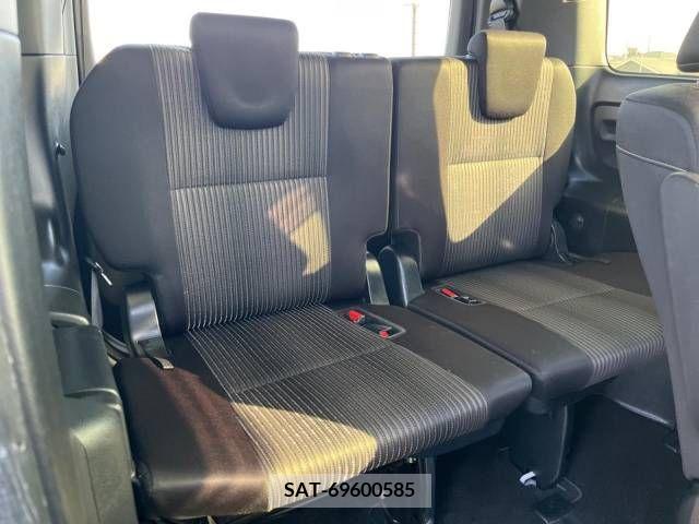 Toyota VOXY 2019-04 288923-10