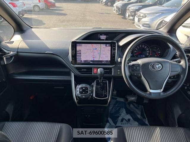 Toyota VOXY 2019-04 288923-1