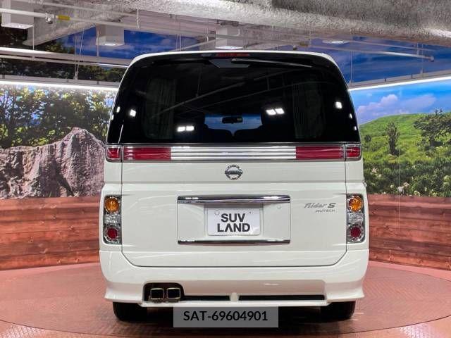 Nissan ELGRAND 2007-03 359698-16