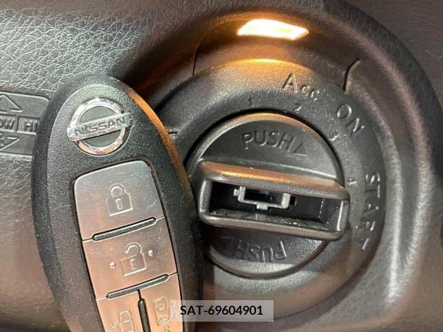 Nissan ELGRAND 2007-03 359698-6