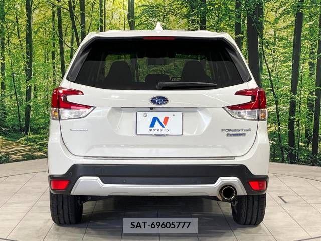 Subaru FORESTER 2018-10 203846-15