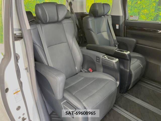 Toyota ALPHARD 2021-01 347350-9