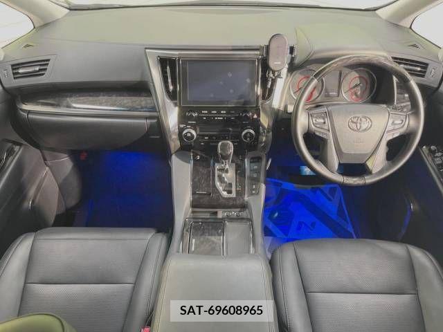 Toyota ALPHARD 2021-01 347350-1