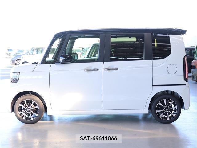 Honda N BOX CUSTOM 2023-11 372043-23