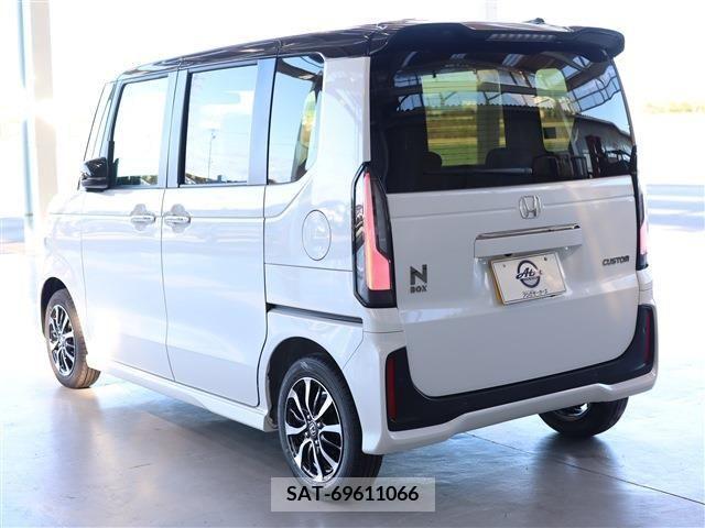 Honda N BOX CUSTOM 2023-11 372043-22