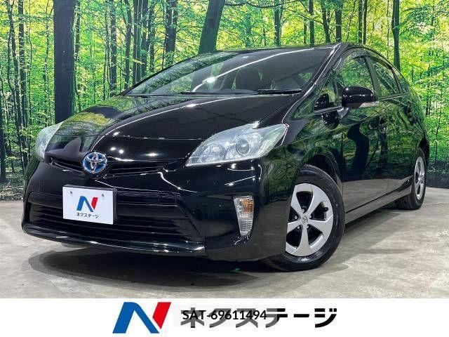 Toyota PRIUS 2014-02 282267-0