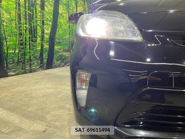 Toyota PRIUS 2014-02 282267-12