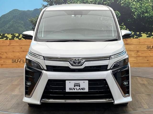 Toyota VOXY 2021-02 192845-14