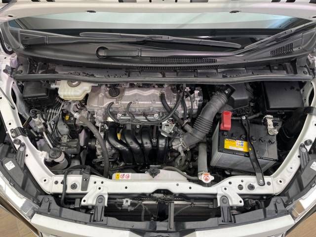 Toyota VOXY 2021-02 192845-18