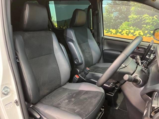 Toyota VOXY 2021-02 192845-8