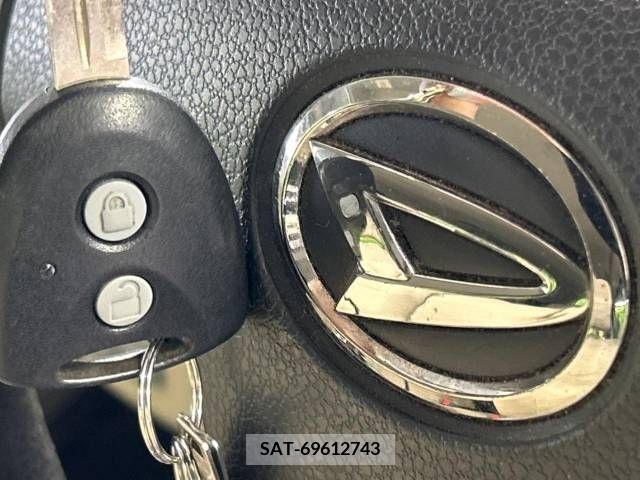 Daihatsu MOVE 2013-11 309305-6