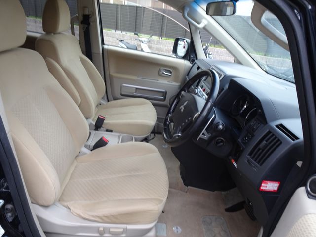 Mitsubishi DELICA D5 2011-10 23193-12