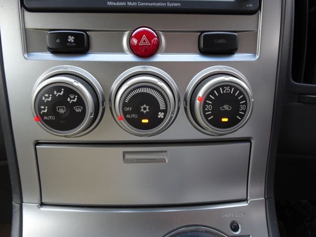 Mitsubishi DELICA D5 2011-10 23193-20