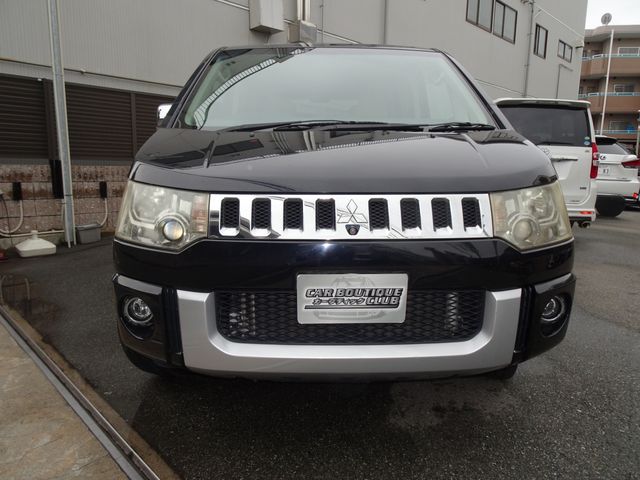 Mitsubishi DELICA D5 2011-10 23193-1