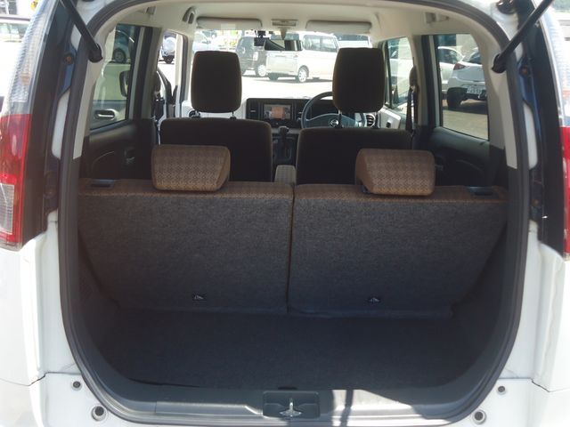 Nissan MOCO 2016-04 4206-11