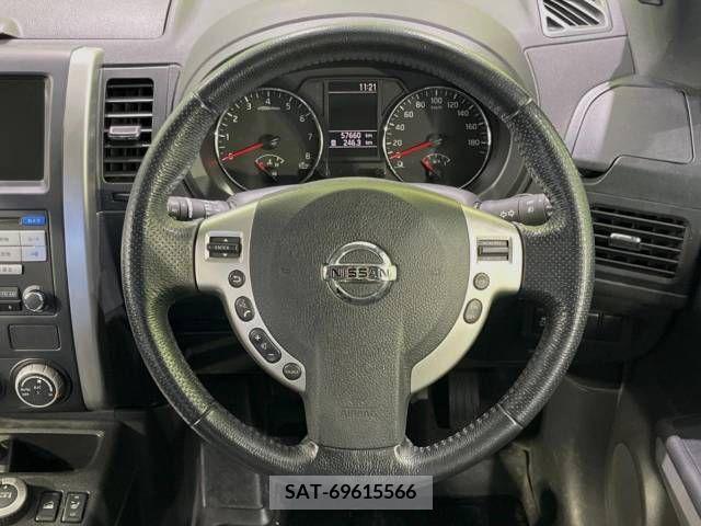 Nissan X-TRAIL 2012-11 371255-11