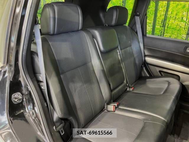 Nissan X-TRAIL 2012-11 371255-9
