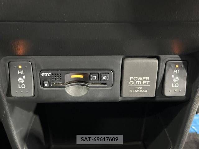 Honda N BOX CUSTOM 2017-06 375579-7