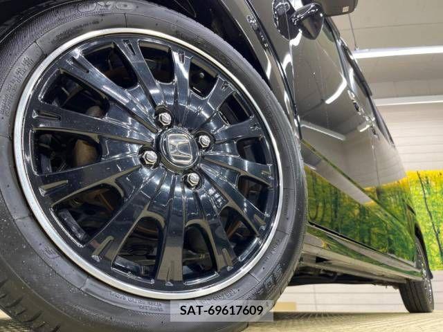 Honda N BOX CUSTOM 2017-06 375579-13