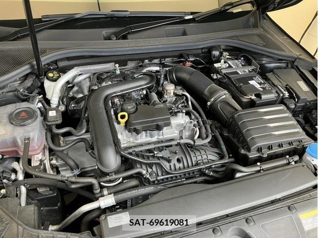 Audi A3 2022-09 212814-15