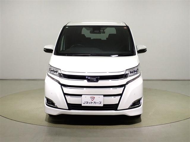 Toyota NOAH 2019-07 191152-4