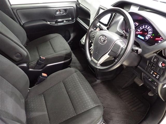 Toyota NOAH 2019-07 191152-25
