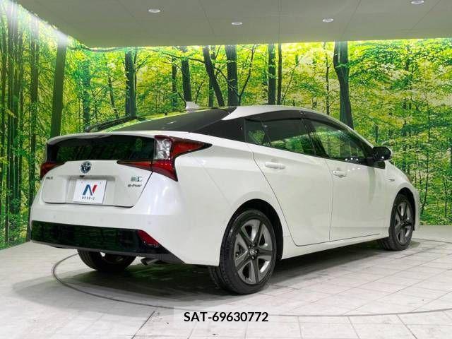 Toyota PRIUS 2019-10 209644-17