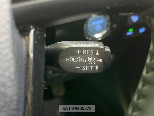 Toyota PRIUS 2019-10 209644-6