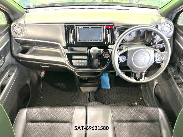 Honda N-WGN 2018-03 207844-1