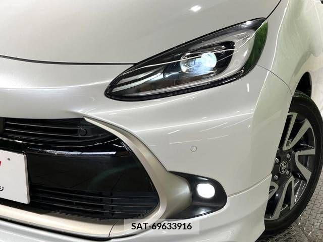 Toyota AQUA 2021-08 227899-12