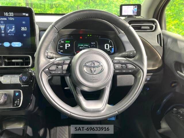 Toyota AQUA 2021-08 227899-11
