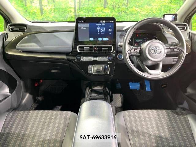 Toyota AQUA 2021-08 227899-1