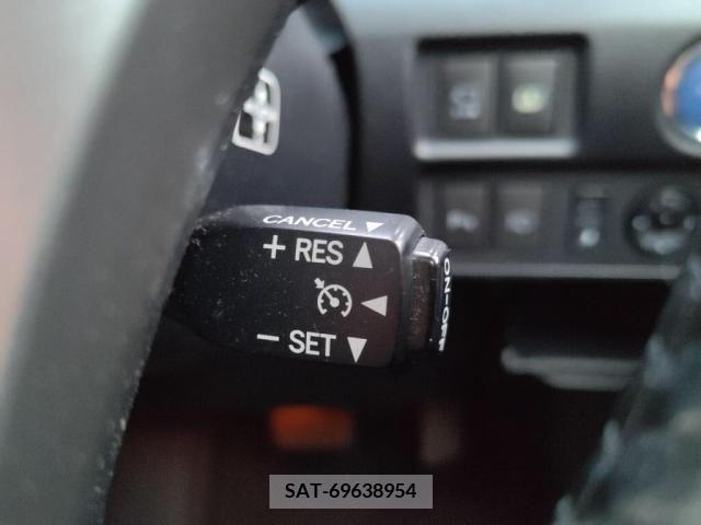Toyota SAI 2012-03 284030-17