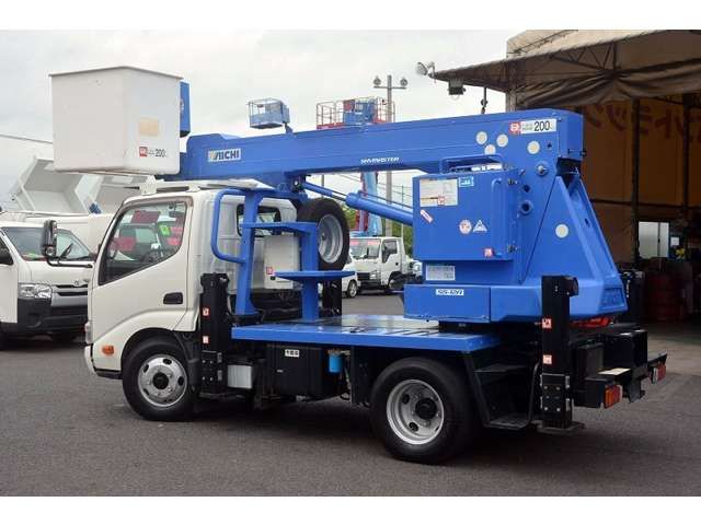 Hino DUTRO 2014-09 1911-6