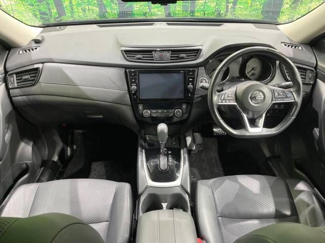 Nissan X-TRAIL 2019-01 195072-1
