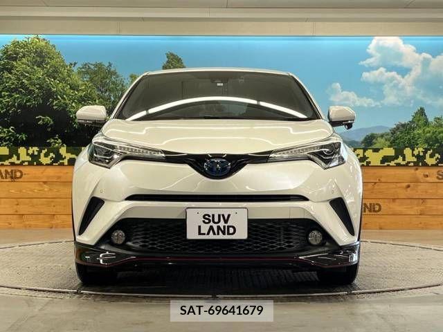 Toyota C-HR 2018-03 357822-14