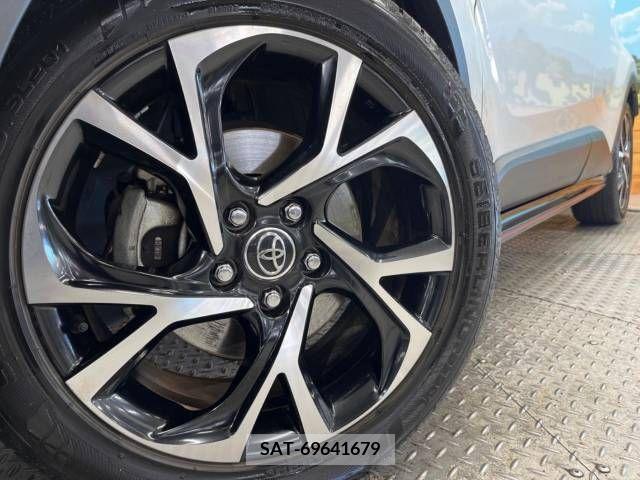 Toyota C-HR 2018-03 357822-13