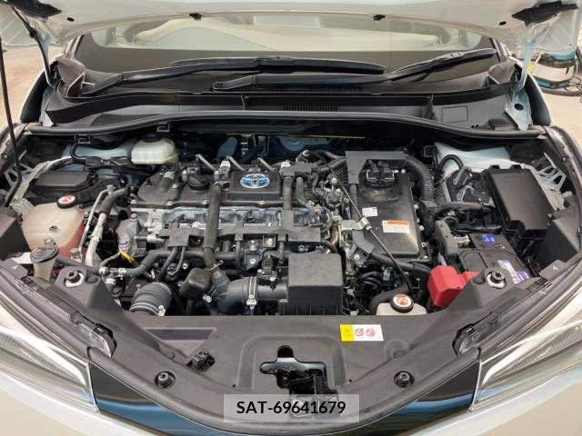 Toyota C-HR 2018-03 357822-18