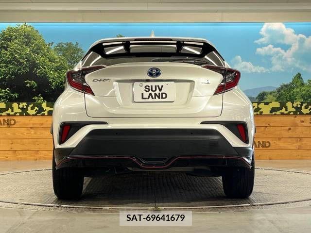 Toyota C-HR 2018-03 357822-15
