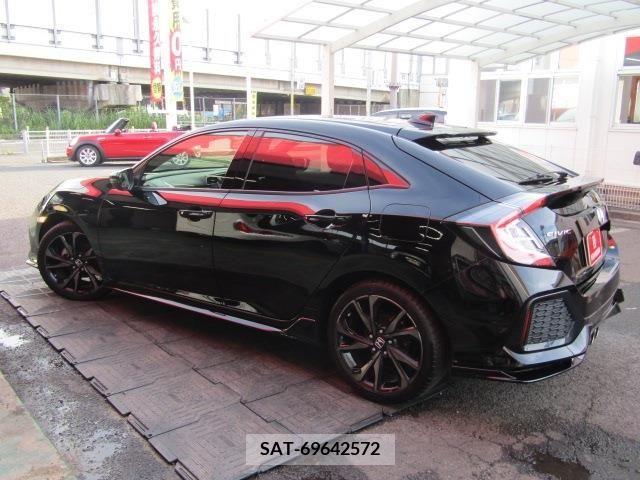 Honda CIVIC 2018-08 384243-3
