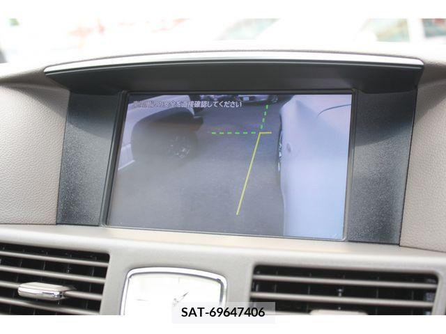 Nissan FUGA 2013-10 387732-22