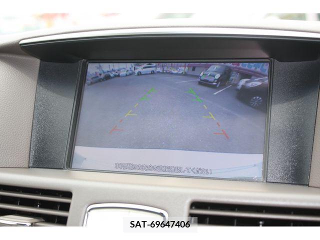 Nissan FUGA 2013-10 387732-23