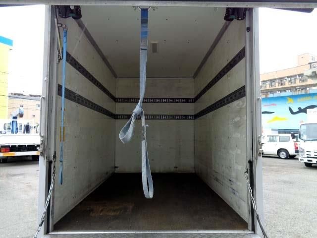 Isuzu ELF TRUCK 2011-08 3045-8