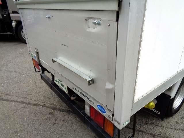 Isuzu ELF TRUCK 2011-08 3045-18