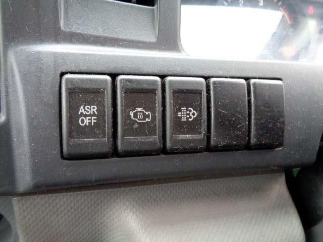 Isuzu ELF TRUCK 2011-08 3045-6