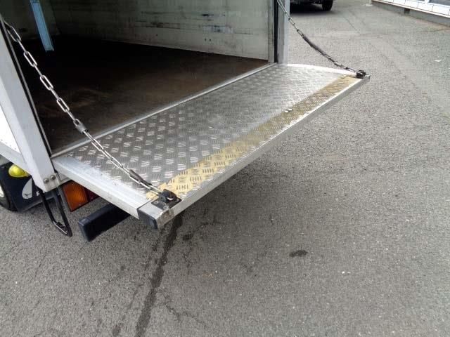 Isuzu ELF TRUCK 2011-08 3045-10