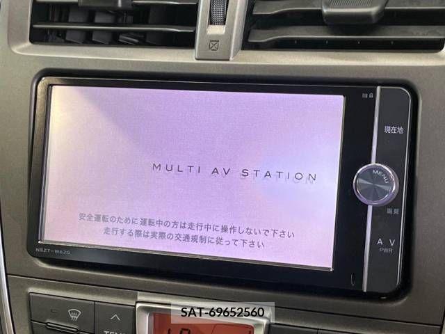 Toyota RACTIS 2012-11 366851-2
