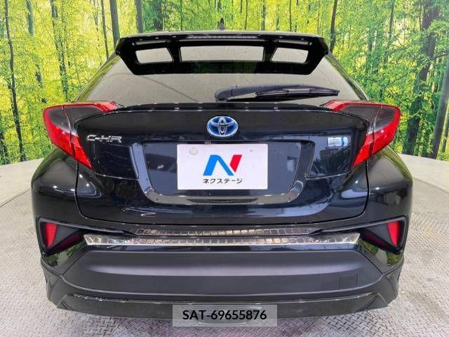 Toyota C-HR 2017-06 264170-15